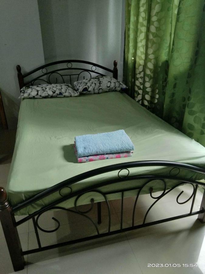 Kassel Residences Staycation Near Naia - Moonwalk Paranaque Paranaque City Екстериор снимка